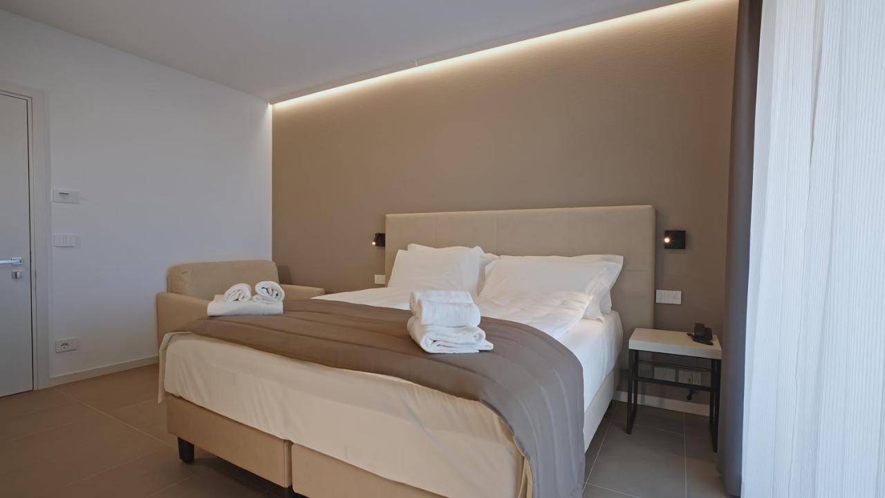 Hotel Cristal Sirmione Luaran gambar